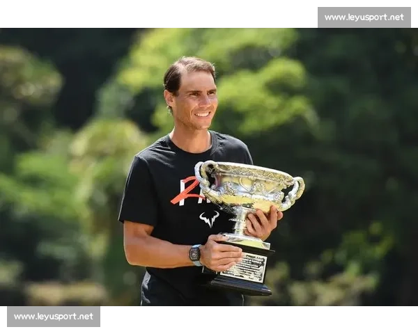 奖杯的“寿命”有多长网球器材的保养与收藏之道